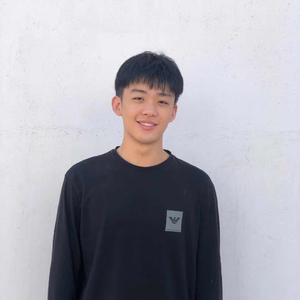 老人日屄黄色片
